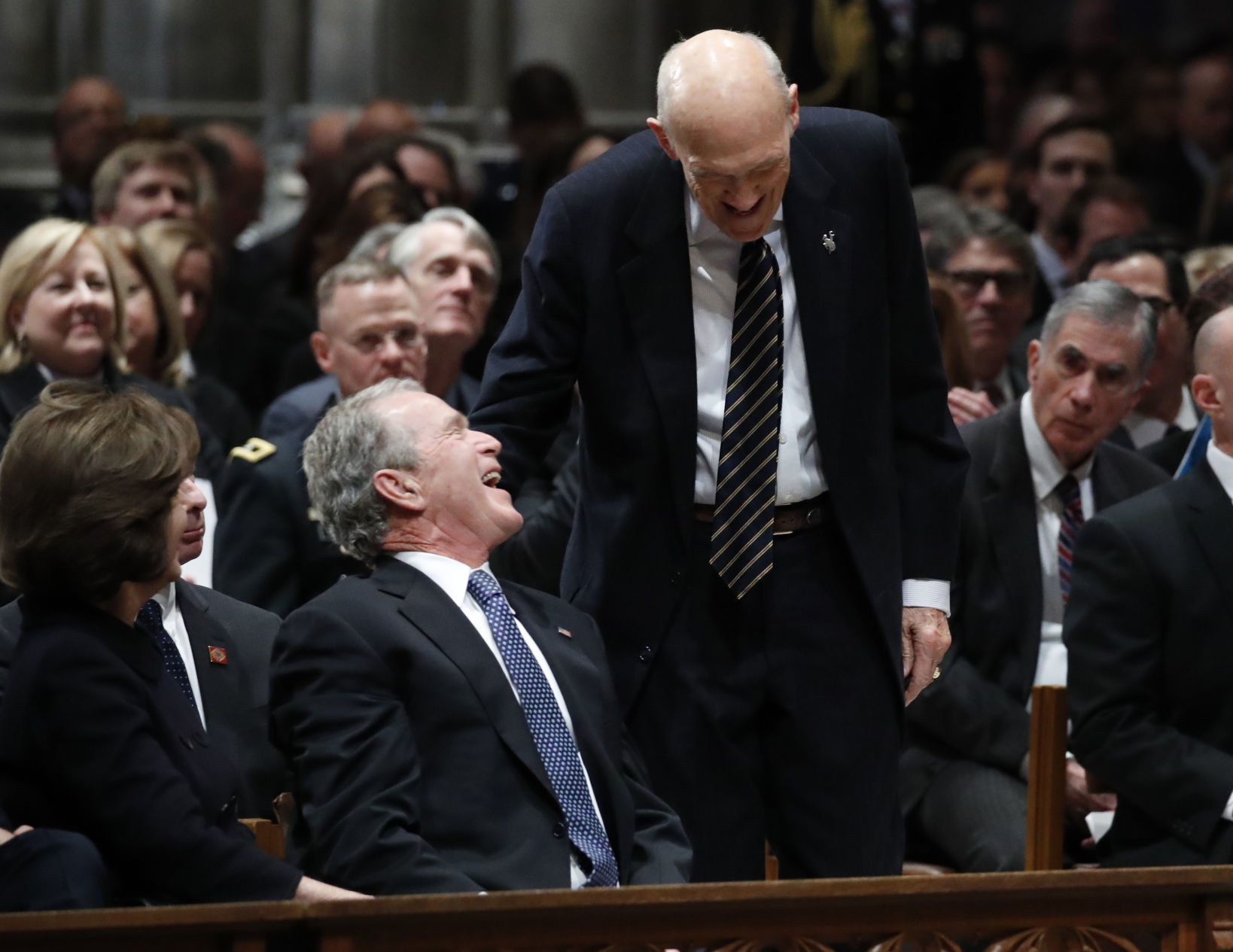 Sen. Simpson eulogizes President Bush